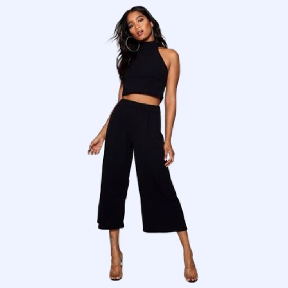 Boohoo Pants - SOLD OUT       SIZE 2  2 Piece Set Black Crop top and Culotte Pant